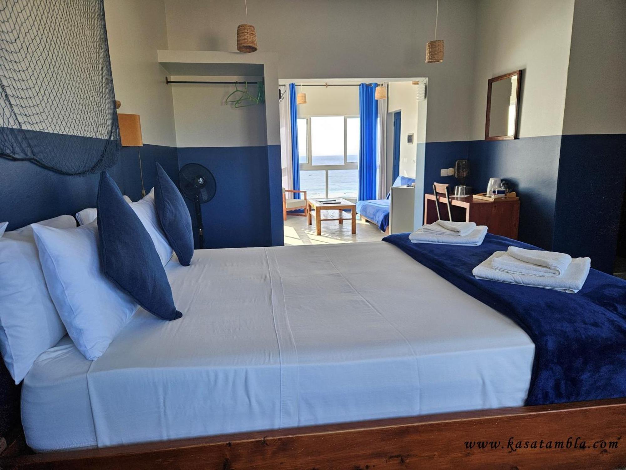 Kasa Tambla Bed & Breakfast Ponta Do Sol Exterior photo