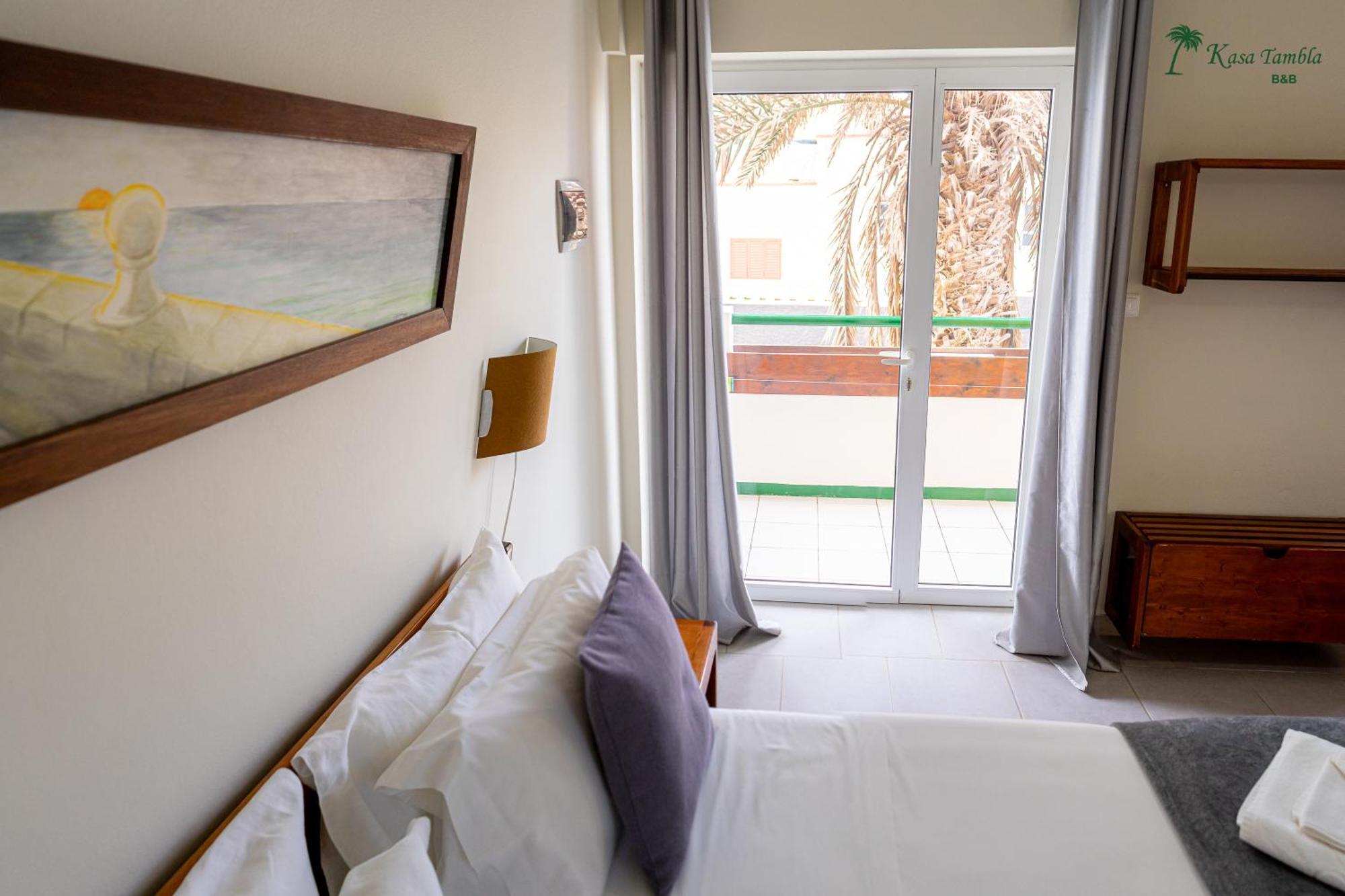 Kasa Tambla Bed & Breakfast Ponta Do Sol Exterior photo